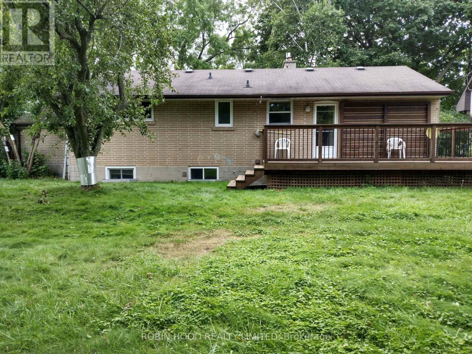 BASEMENT - 377 EAST AVENUE E, Toronto, Ontario