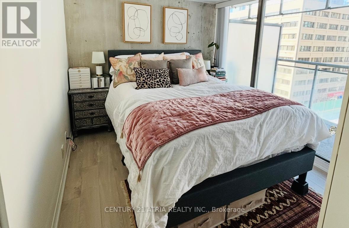 804 - 22 Wellesley Street E, Toronto (Church-Yonge Corridor), Ontario  M4Y 1G3 - Photo 8 - C12892202