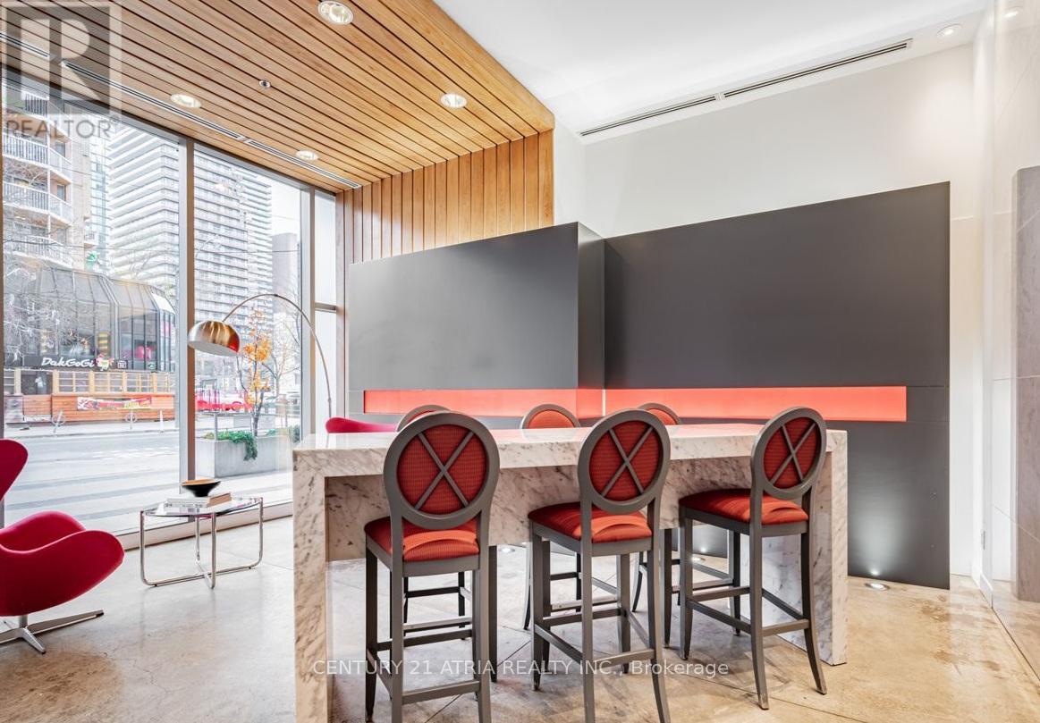 804 - 22 Wellesley Street E, Toronto (Church-Yonge Corridor), Ontario  M4Y 1G3 - Photo 2 - C12892202