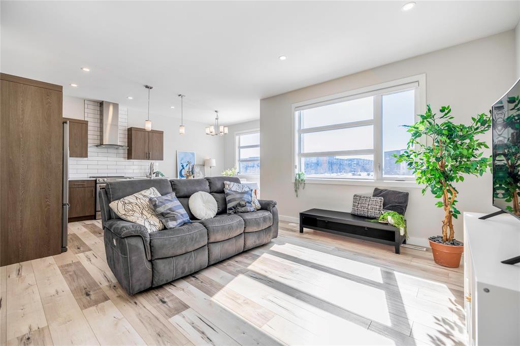 103 Grey Heron Drive, Winnipeg, Manitoba  R3X 0R5 - Photo 6 - 202603607