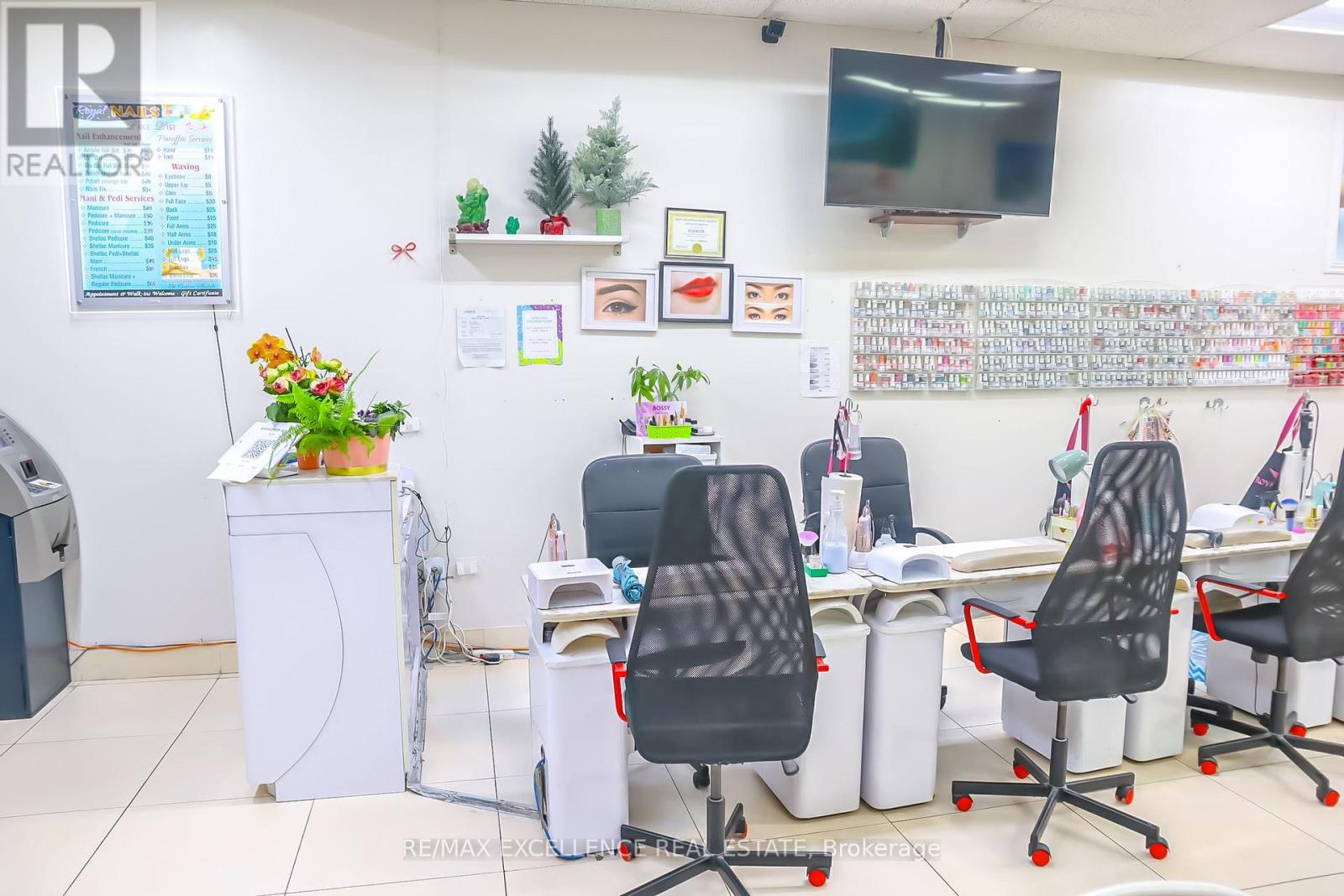 12 - 200 County Court Boulevard, Brampton, Ontario  L6W 4K7 - Photo 14 - W12892178