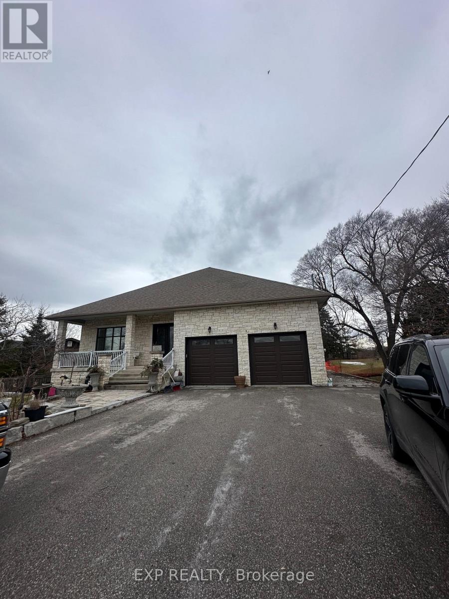 40 SIMMONS STREET, Vaughan, Ontario