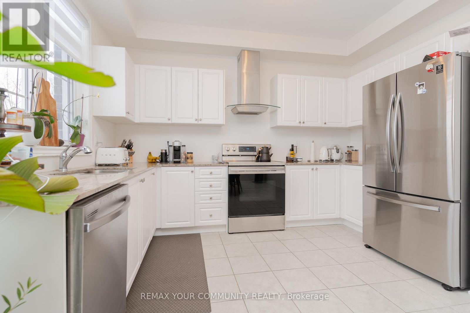 12 Globemaster Lane, Richmond Hill, Ontario  L4E 1H3 - Photo 16 - N12892914