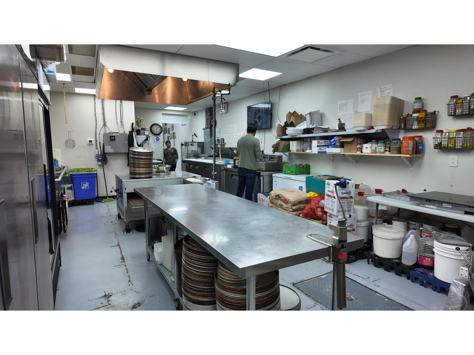 103 358 175a Street, Surrey, British Columbia  V3Z 6S7 - Photo 2 - C8077096