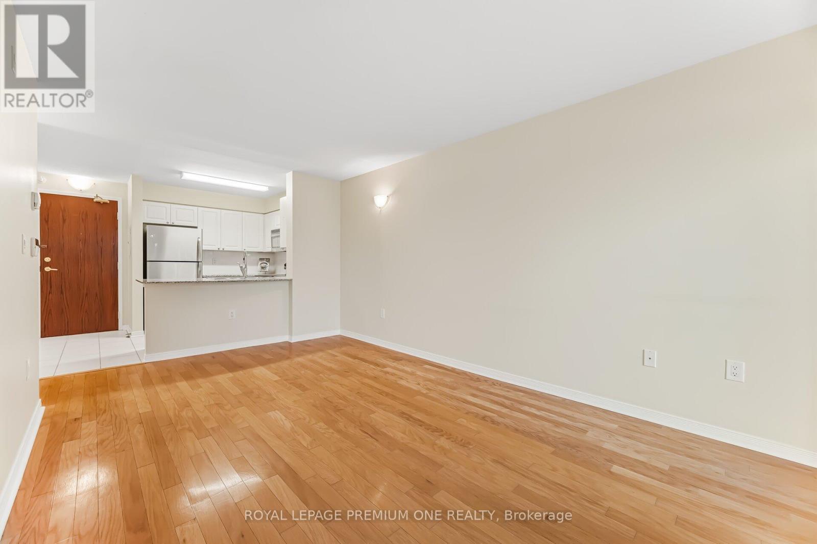 108 - 55 Via Rosedale, Brampton, Ontario  L6R 0V1 - Photo 11 - W12892734