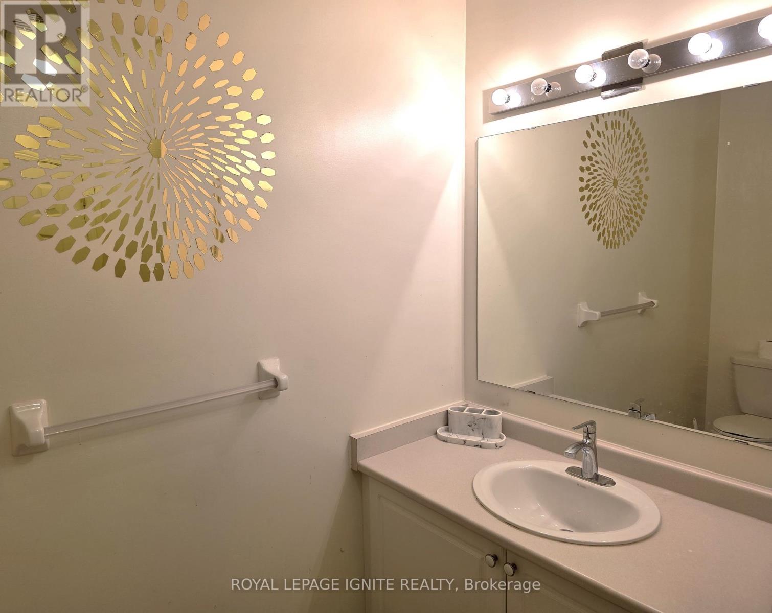 5183 Angel Stone Drive, Mississauga, Ontario  L5M 0L5 - Photo 23 - W12892736