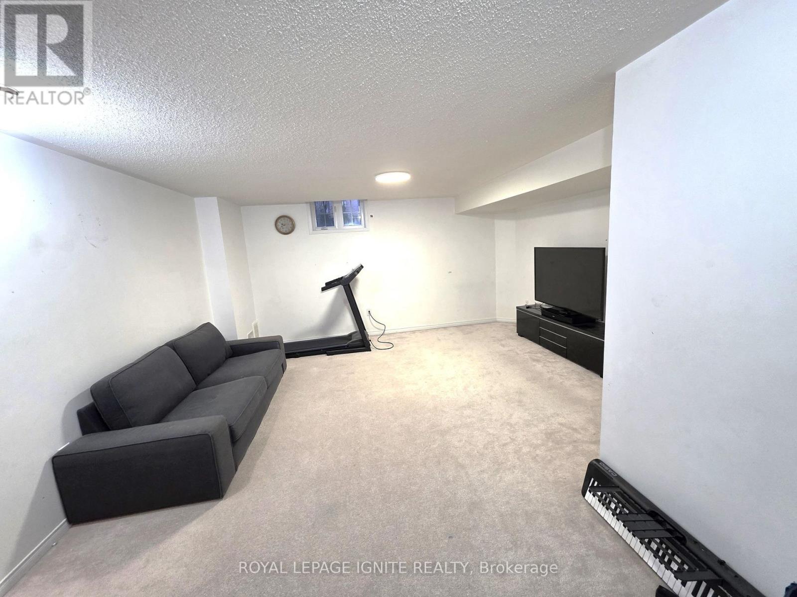 5183 Angel Stone Drive, Mississauga, Ontario  L5M 0L5 - Photo 24 - W12892736