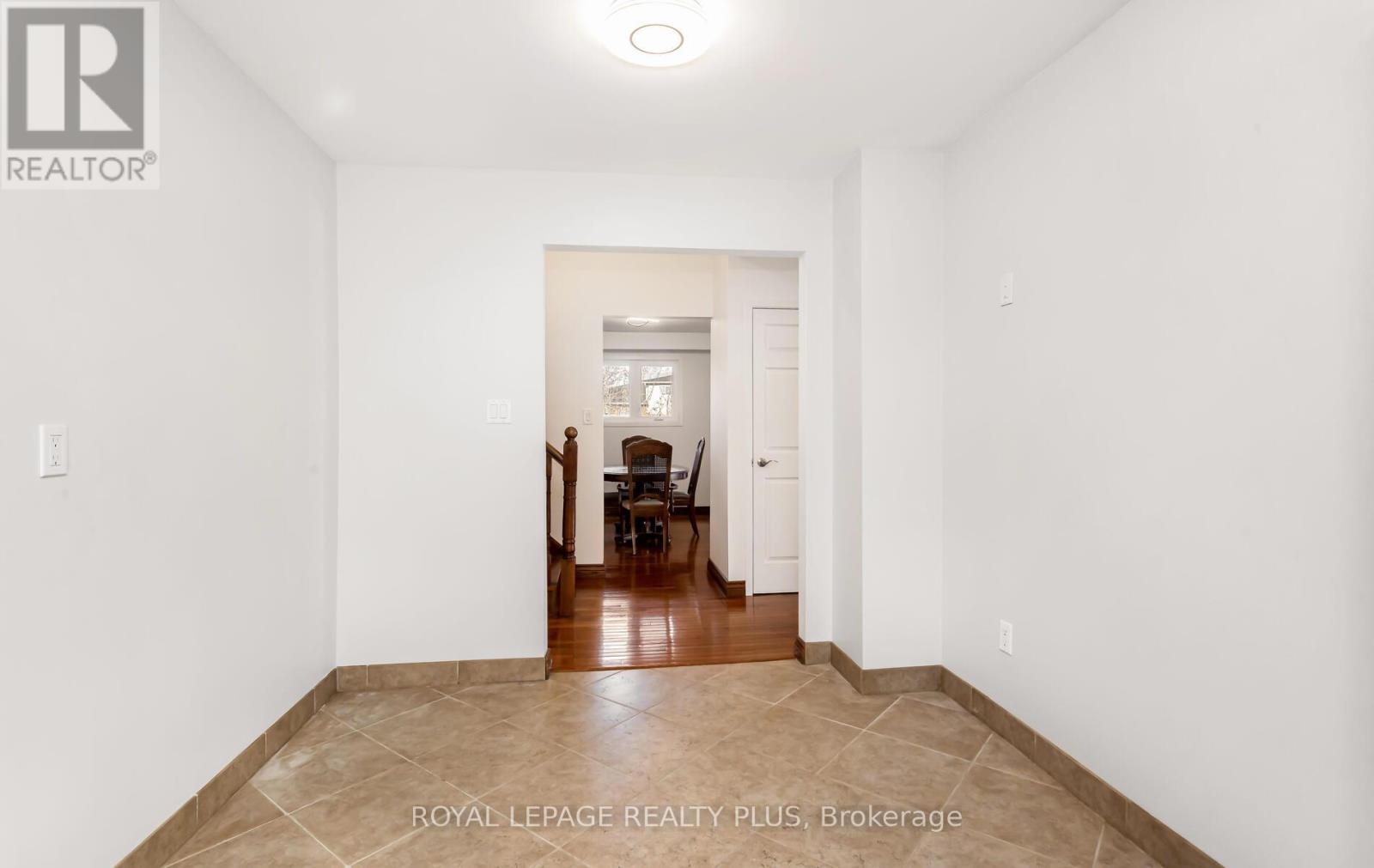 Upper - 2844 Kingsberry Crescent, Mississauga, Ontario  L5B 2K9 - Photo 28 - W12892754