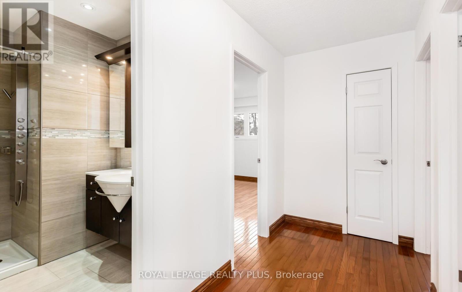 Upper - 2844 Kingsberry Crescent, Mississauga, Ontario  L5B 2K9 - Photo 30 - W12892754