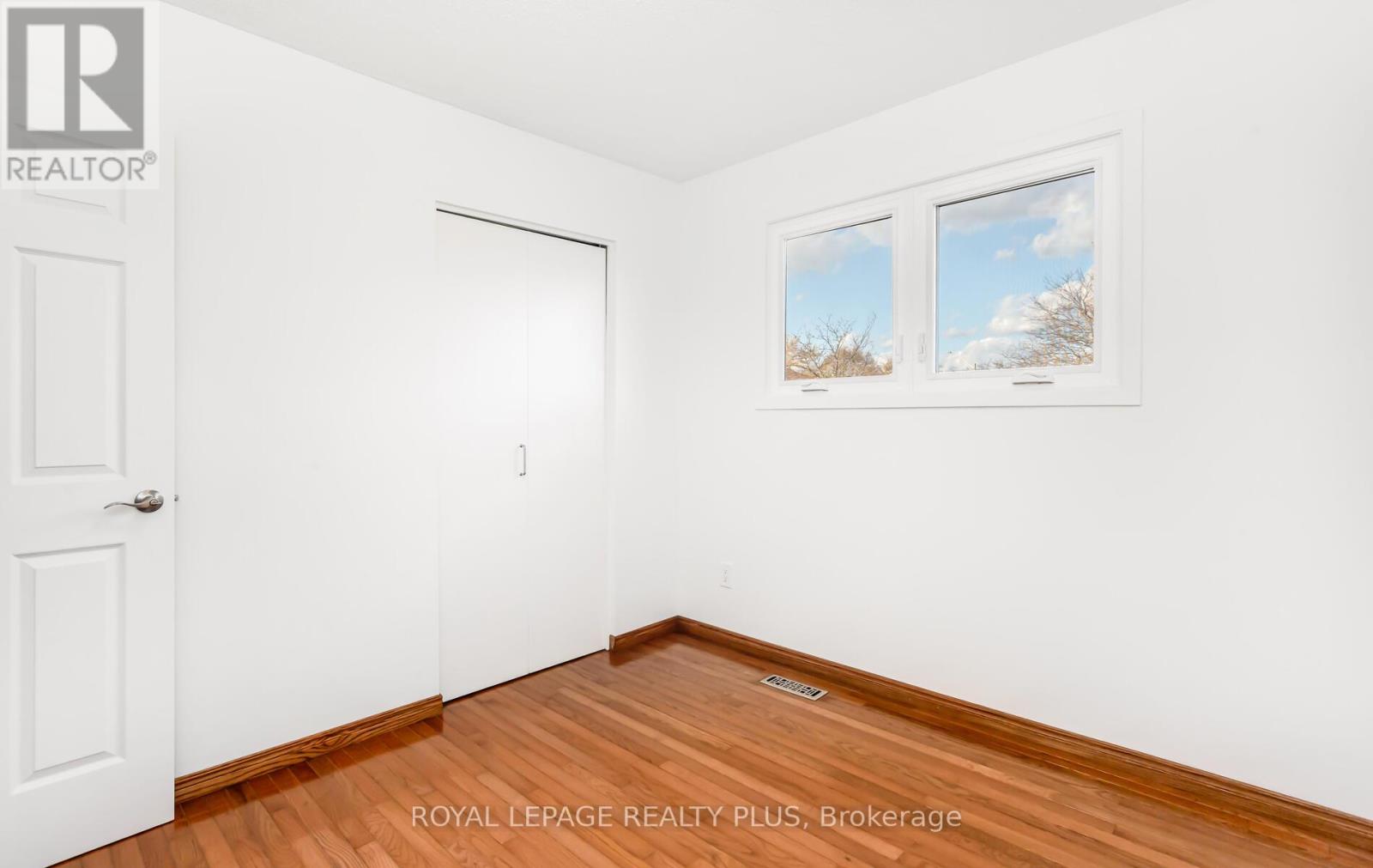 Upper - 2844 Kingsberry Crescent, Mississauga, Ontario  L5B 2K9 - Photo 38 - W12892754