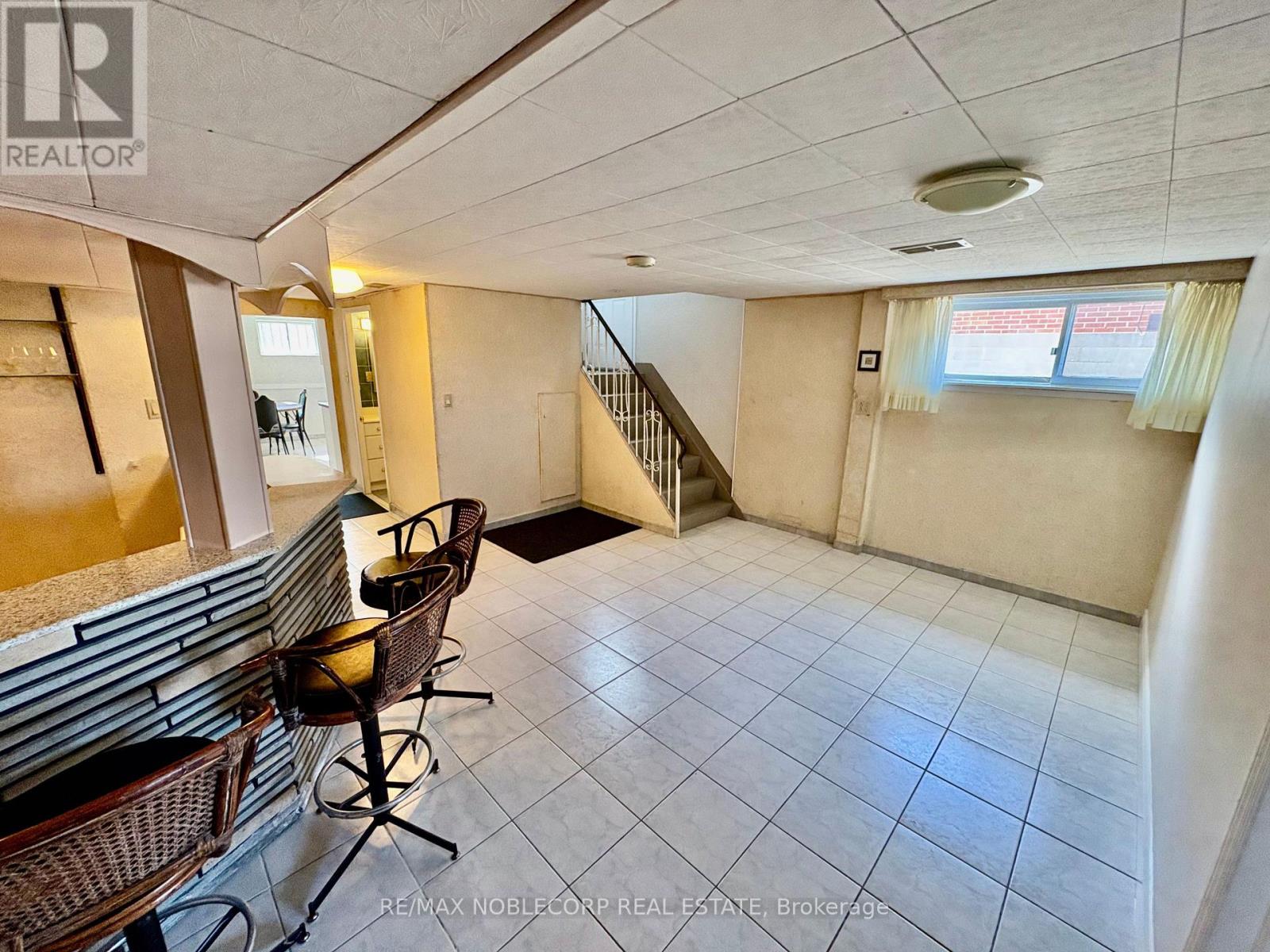 97 Travistock Road, Toronto, Ontario  M3M 2P1 - Photo 5 - W12892874