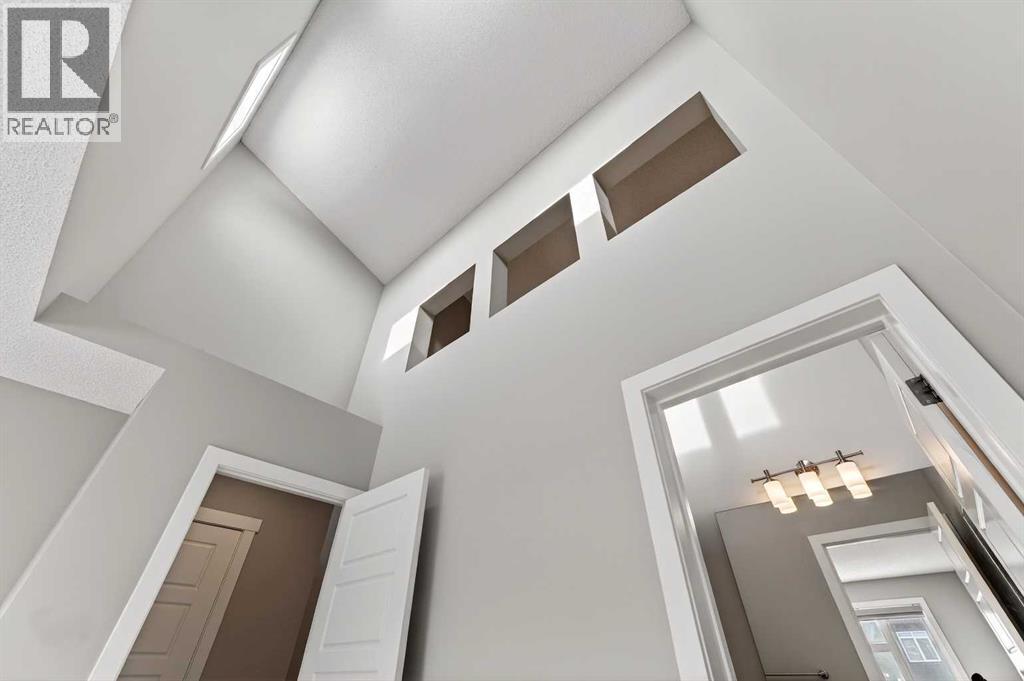 30 Sage Bluff Gate Nw, Calgary, Alberta  T3R 0Y9 - Photo 22 - A2286353