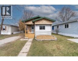 6 Maple DRIVE, McGregor, Ontario