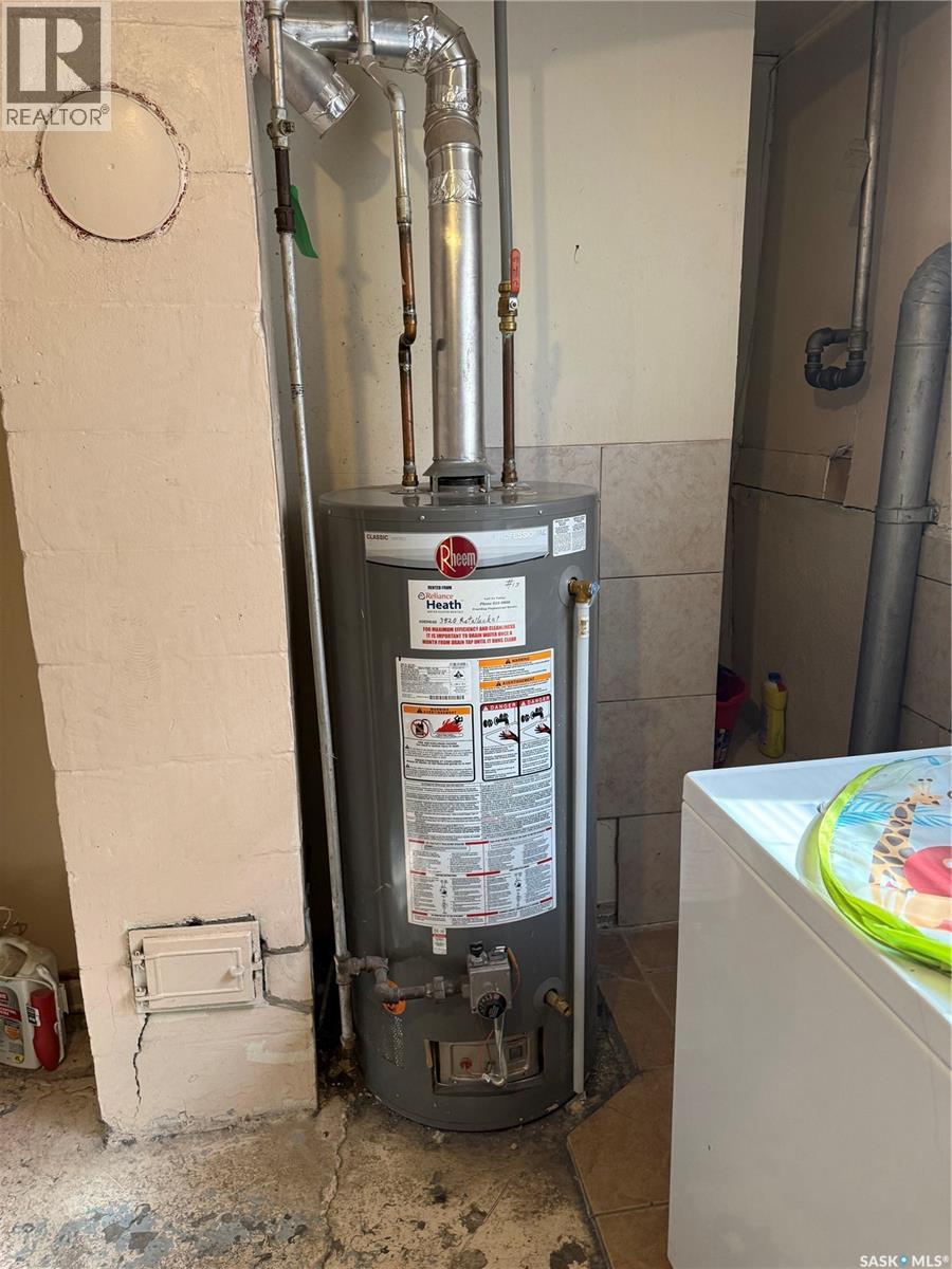 3820 Retallack Street, Regina, Saskatchewan  S4S 3B8 - Photo 4 - SK030604