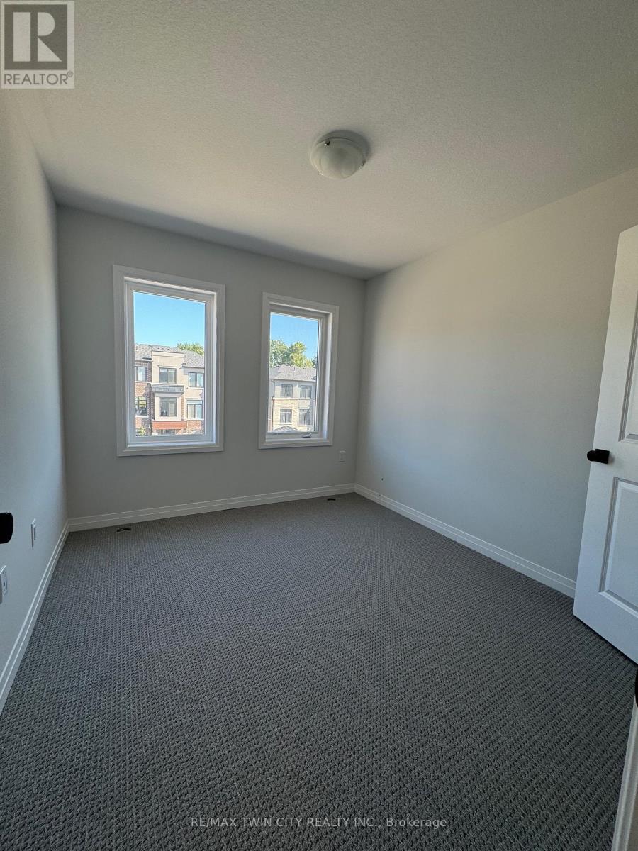 26 - 155 Equestrian Way, Cambridge, Ontario  N3E 0E8 - Photo 17 - X12892718