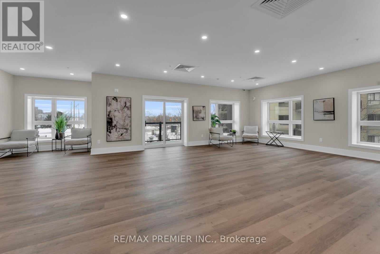 215 - 1000 Lackner Place, Kitchener, Ontario  N2A 0L9 - Photo 29 - X12892812