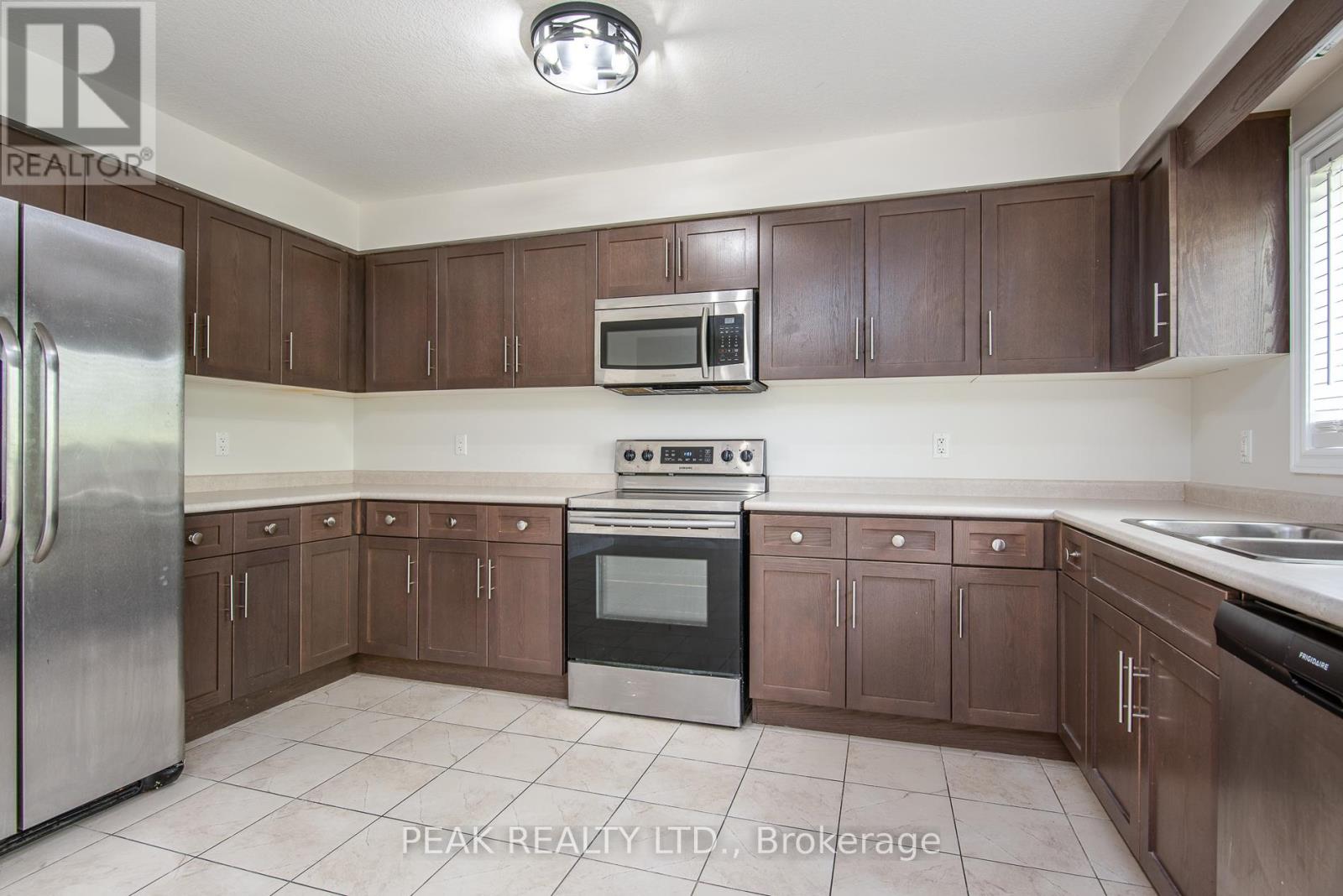 J-3 - 70 Willowrun Drive, Kitchener, Ontario  N2A 0J3 - Photo 15 - X12892820