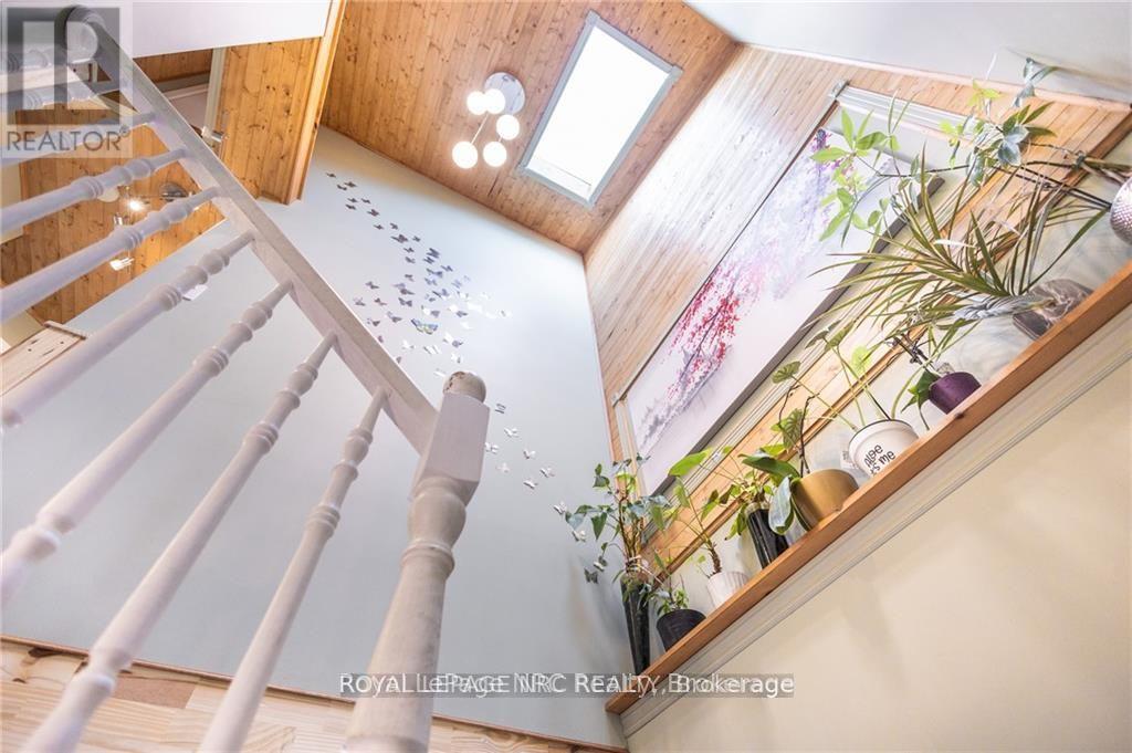 11 Tomahawk Drive, Grimsby (Grimsby East), Ontario  L3M 5G4 - Photo 15 - X12892880