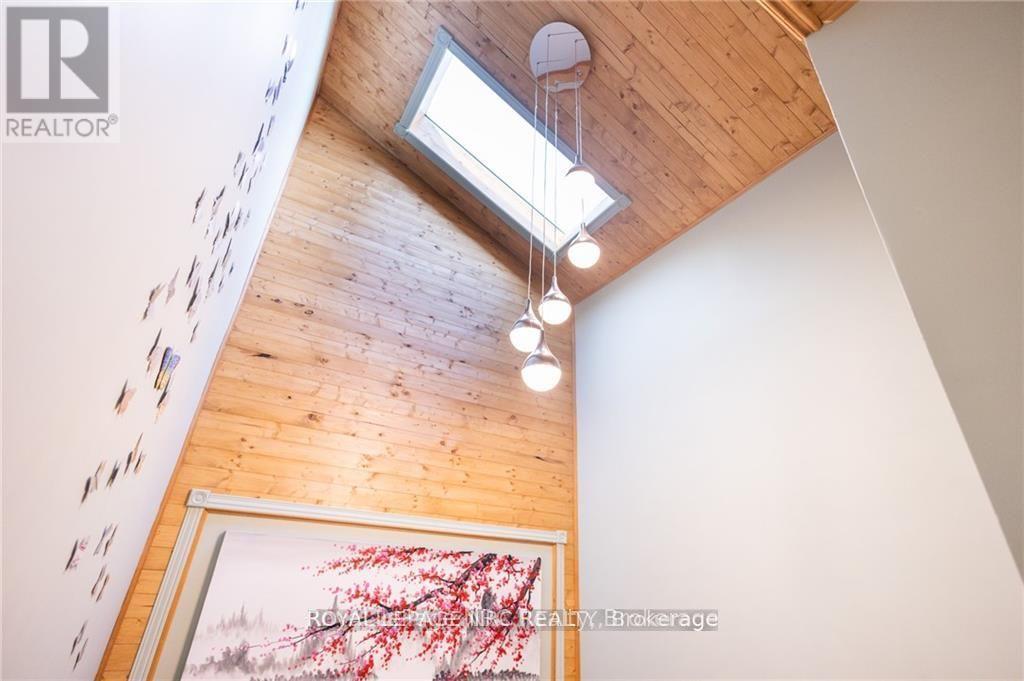 11 Tomahawk Drive, Grimsby (Grimsby East), Ontario  L3M 5G4 - Photo 16 - X12892880