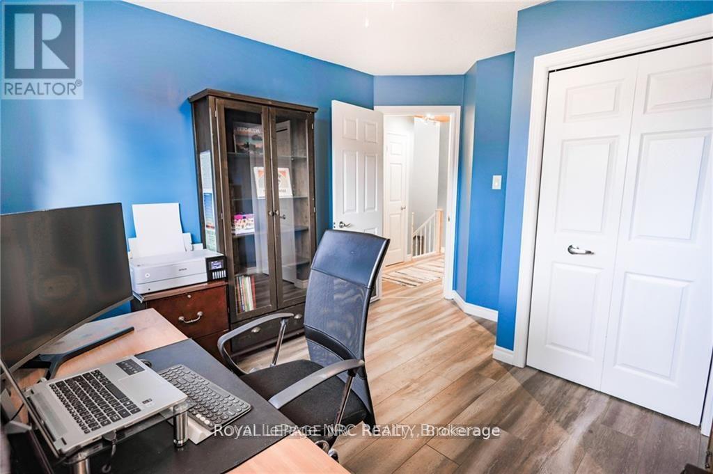 11 Tomahawk Drive, Grimsby (Grimsby East), Ontario  L3M 5G4 - Photo 21 - X12892880