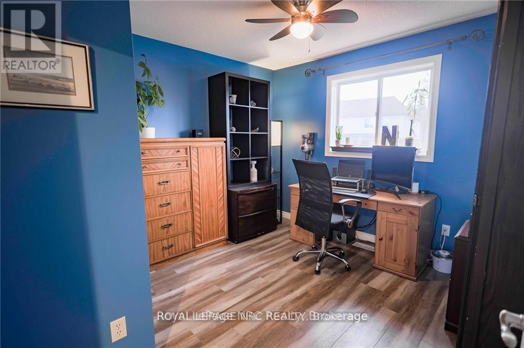 11 Tomahawk Drive, Grimsby (Grimsby East), Ontario  L3M 5G4 - Photo 22 - X12892880