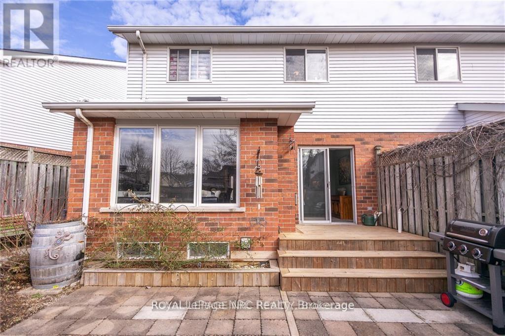 11 Tomahawk Drive, Grimsby (Grimsby East), Ontario  L3M 5G4 - Photo 28 - X12892880