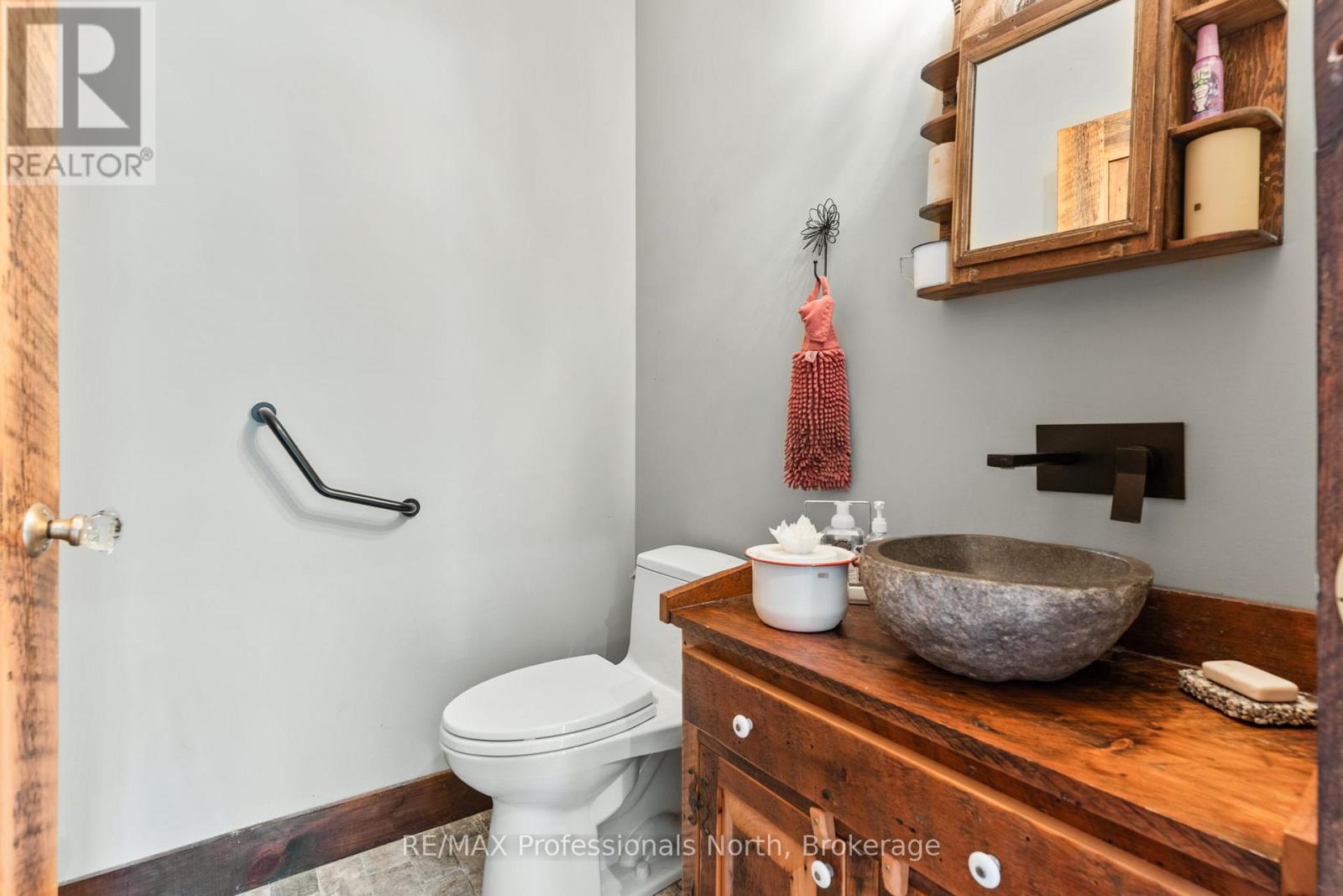 1167 Eagle Lake Road, Dysart Et Al, Ontario  K0M 1S0 - Photo 17 - X12875910