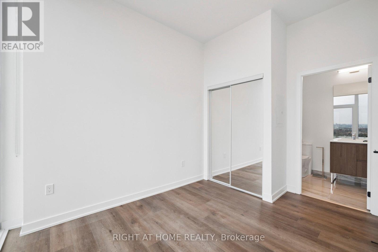 2117 - 1 Quarrington Lane, Toronto, Ontario  M3C 0S4 - Photo 31 - C12889856