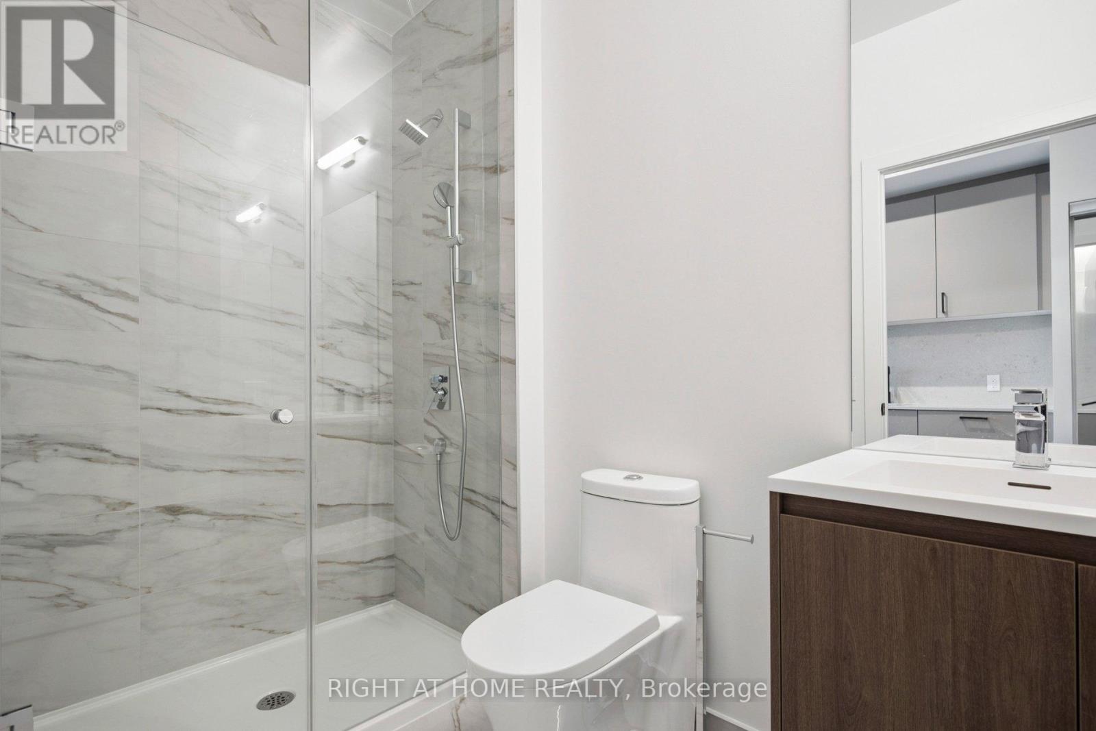 2117 - 1 Quarrington Lane, Toronto, Ontario  M3C 0S4 - Photo 34 - C12889856