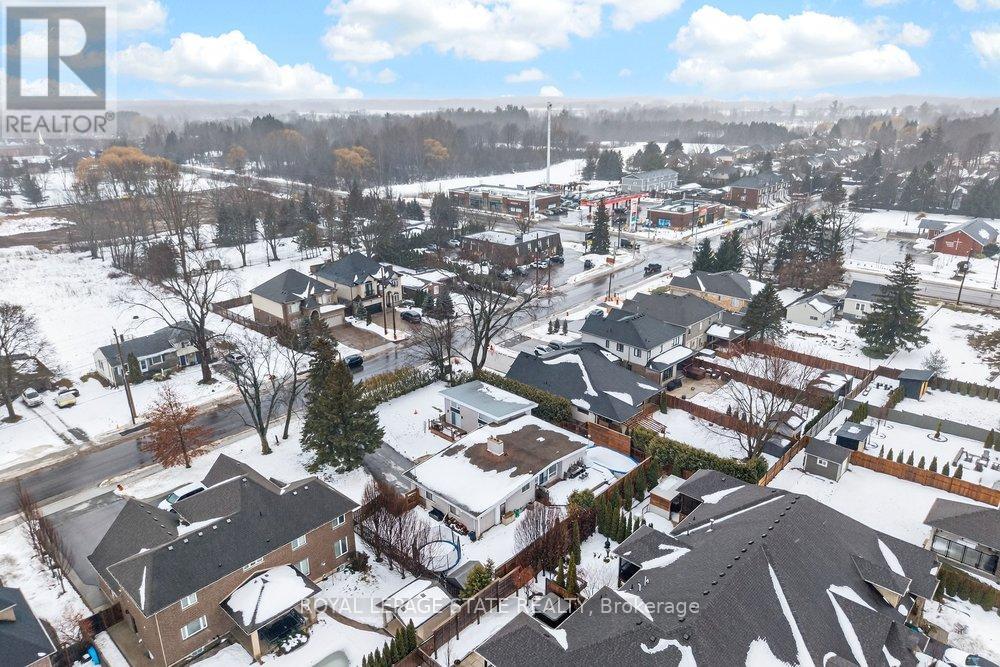 746 Quaker Road, Pelham, Ontario  L3C 3H4 - Photo 7 - X12803596