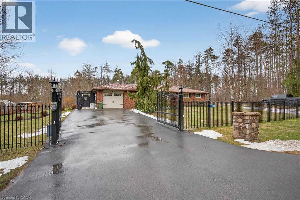 484 Concession 11 Road E, Flamborough, Ontario  L8B 1J1 - Photo 1 - 40812966