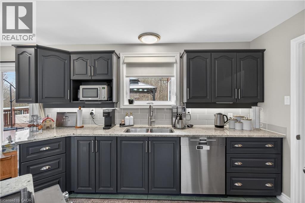 484 Concession 11 Road E, Flamborough, Ontario  L8B 1J1 - Photo 13 - 40812966