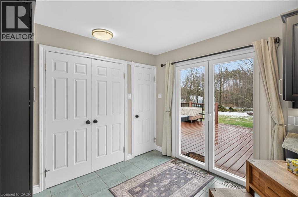 484 Concession 11 Road E, Flamborough, Ontario  L8B 1J1 - Photo 14 - 40812966