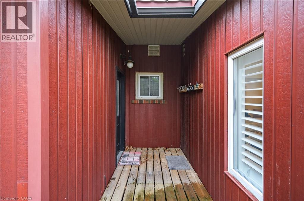 484 Concession 11 Road E, Flamborough, Ontario  L8B 1J1 - Photo 33 - 40812966