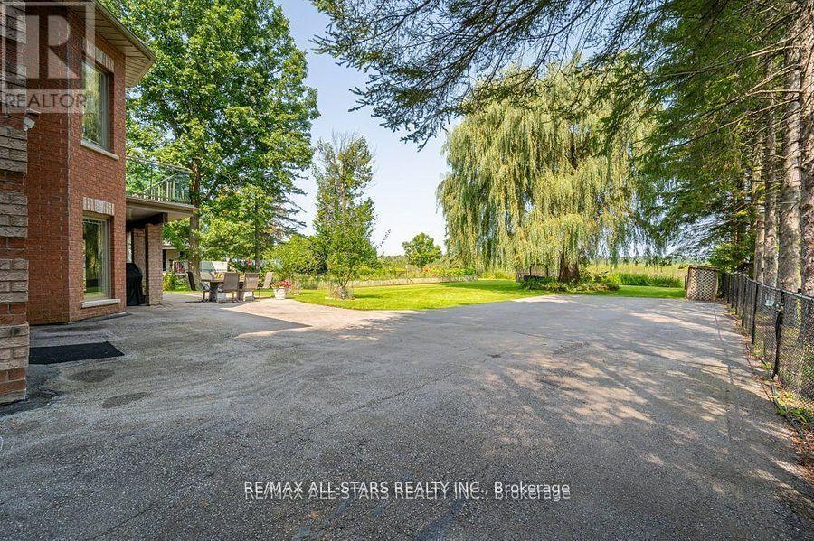 182 Charlore Park Drive, Kawartha Lakes, Ontario  K0L 2W0 - Photo 35 - X12892954