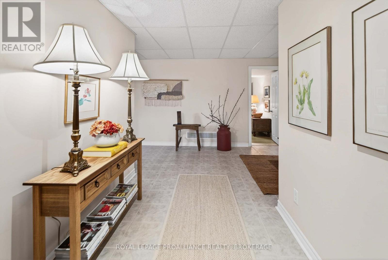 25 George Street E, Westport, Ontario  K0G 1X0 - Photo 32 - X12892940