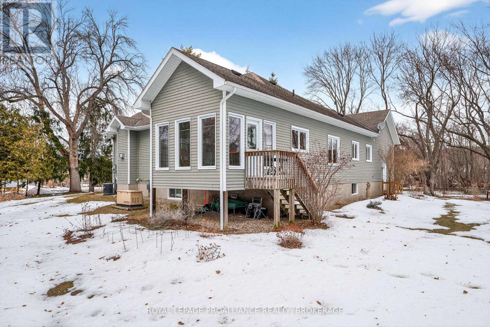 25 George Street E, Westport, Ontario  K0G 1X0 - Photo 4 - X12892940