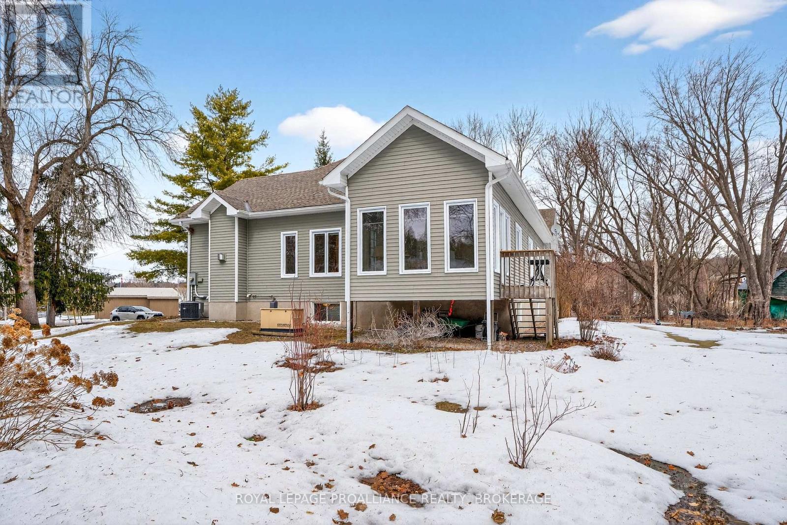 25 George Street E, Westport, Ontario  K0G 1X0 - Photo 47 - X12892940