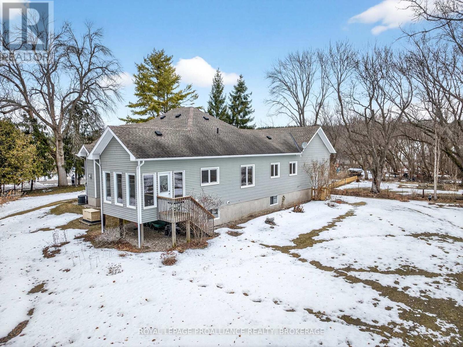 25 George Street E, Westport, Ontario  K0G 1X0 - Photo 49 - X12892940