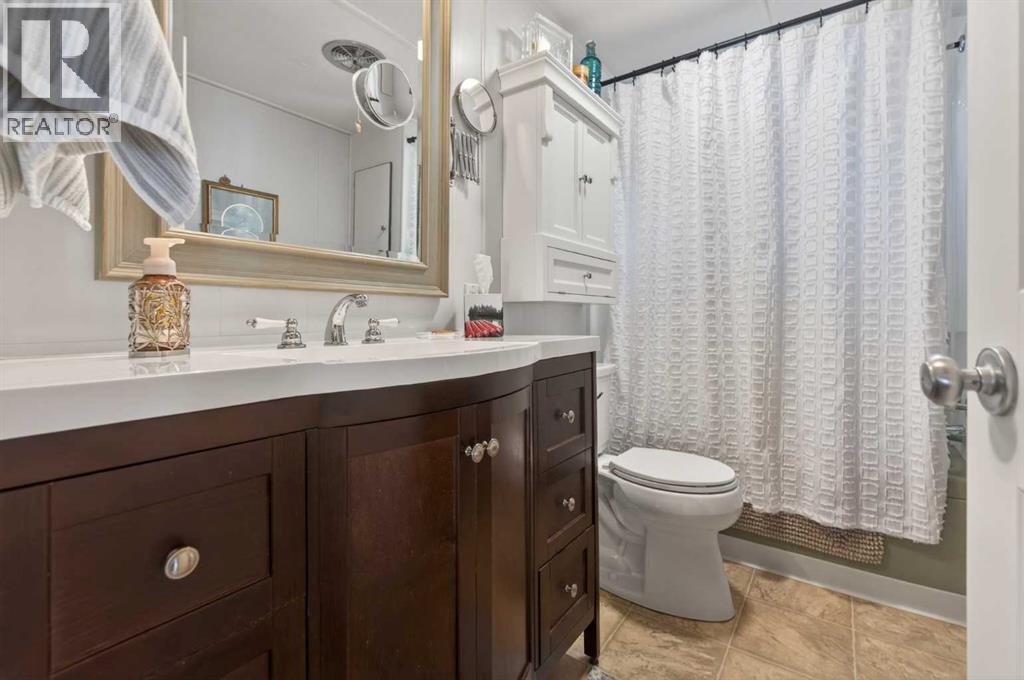 30339 Range Road 51, Rural Mountain View County, Alberta  T0M 0R0 - Photo 16 - A2292965