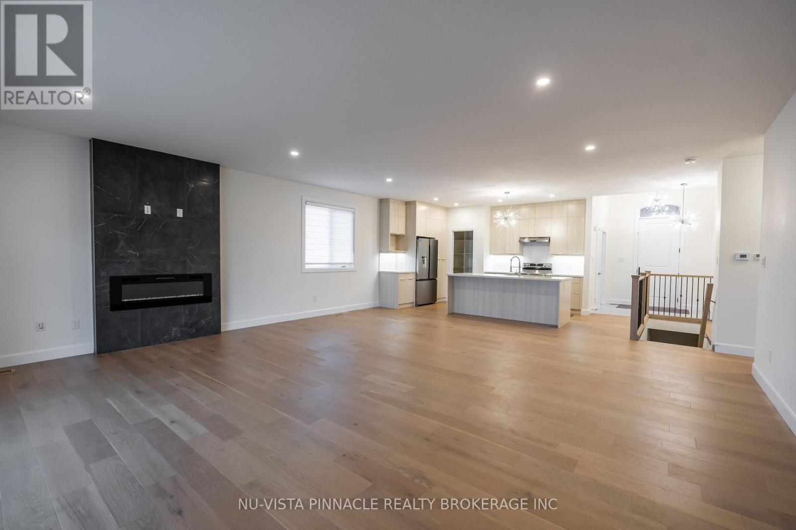 280 Stathis Boulevard, Sarnia, Ontario  N7S 0G7 - Photo 10 - X12893052