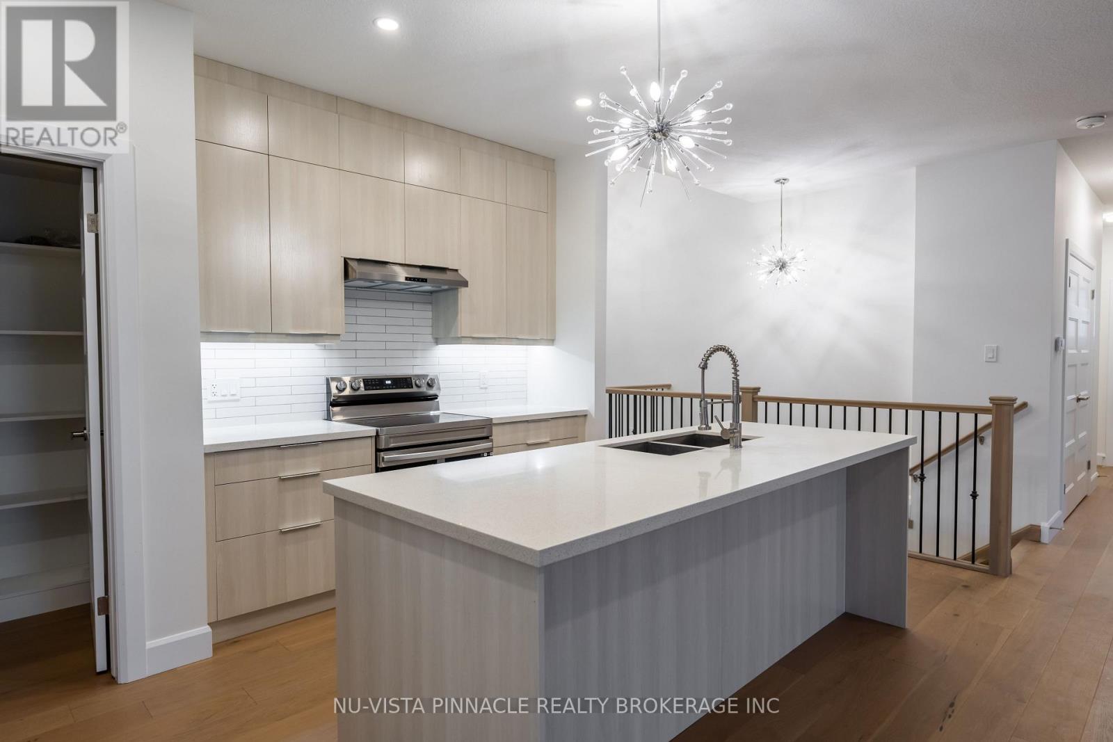 280 Stathis Boulevard, Sarnia, Ontario  N7S 0G7 - Photo 14 - X12893052