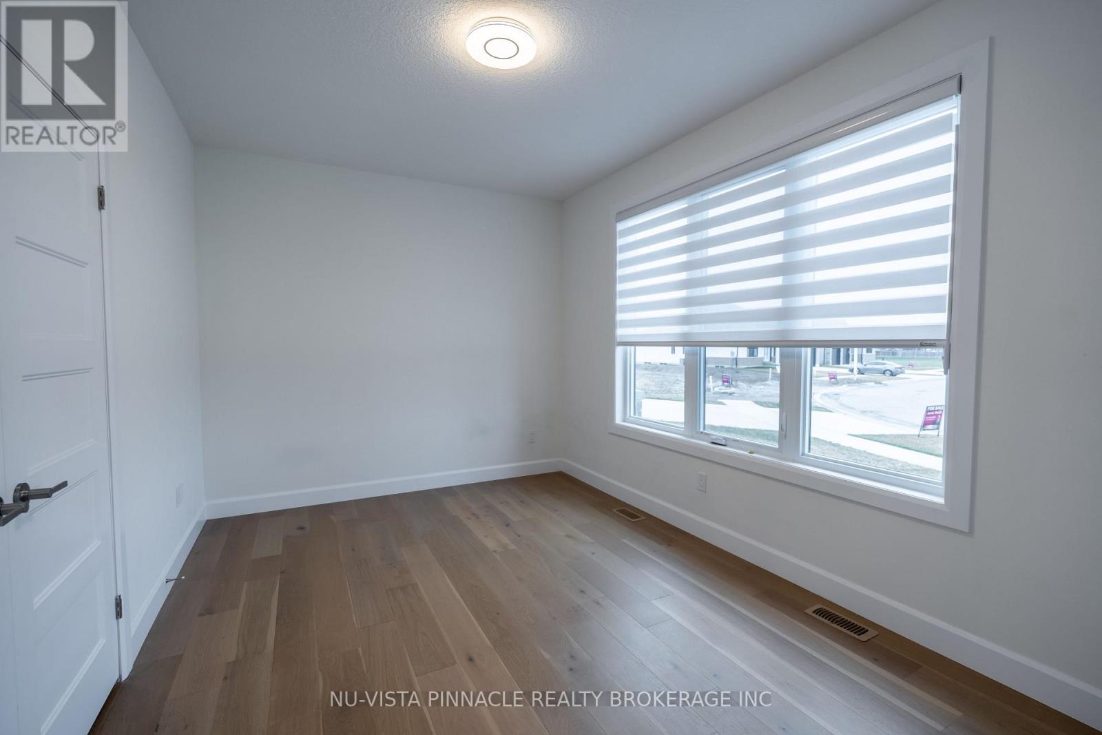 280 Stathis Boulevard, Sarnia, Ontario  N7S 0G7 - Photo 17 - X12893052