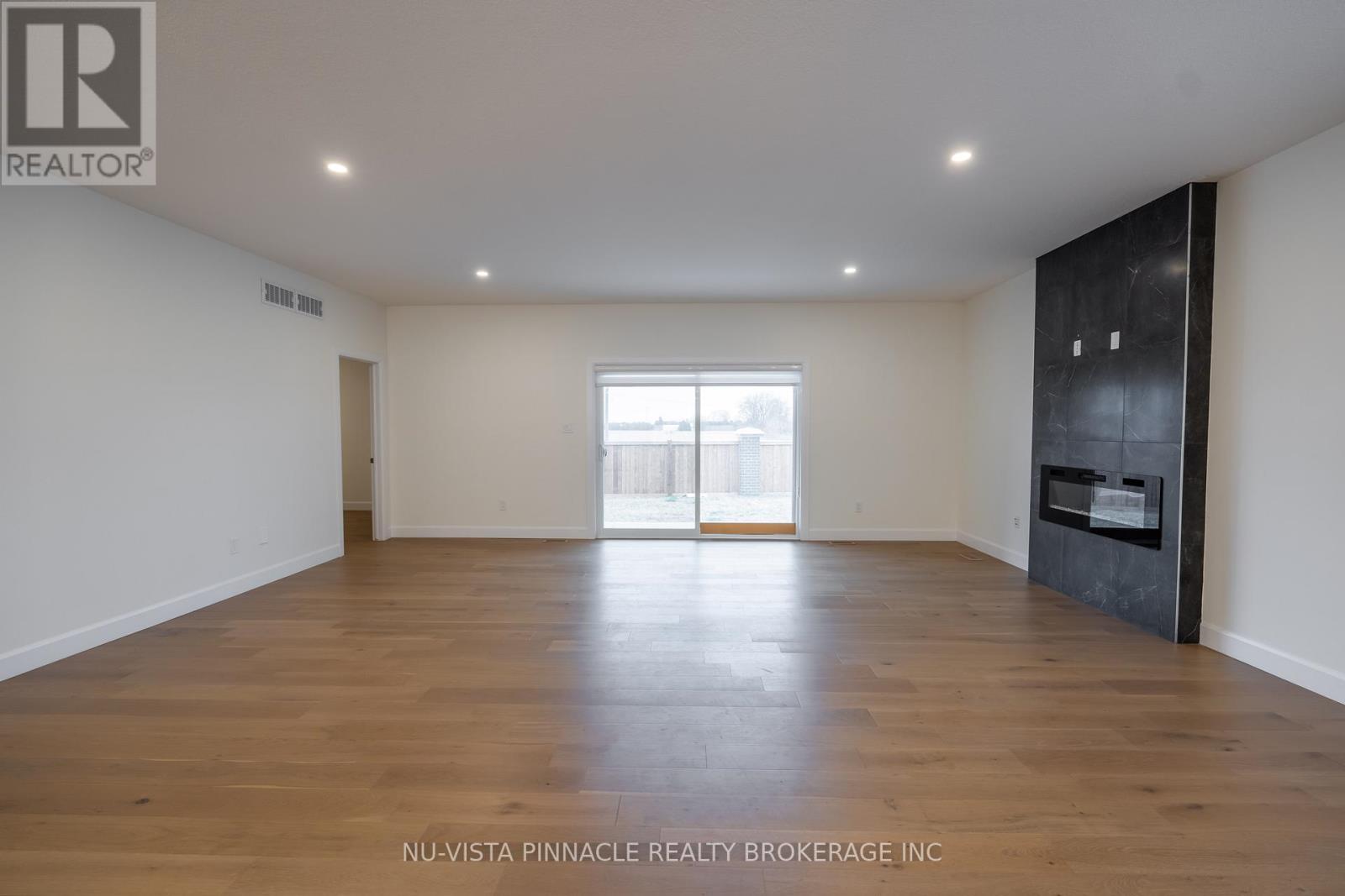 280 Stathis Boulevard, Sarnia, Ontario  N7S 0G7 - Photo 7 - X12893052