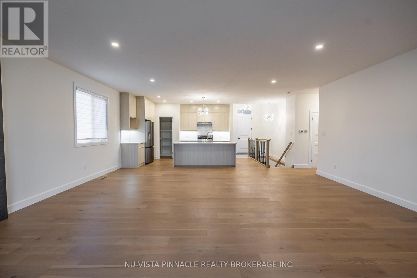 280 Stathis Boulevard, Sarnia, Ontario  N7S 0G7 - Photo 9 - X12893052