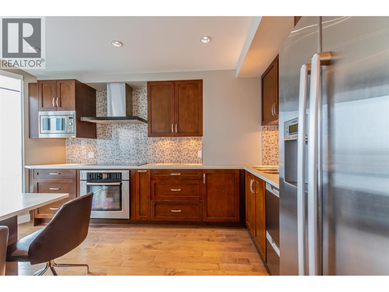 2302 1500 Howe Street, Vancouver, British Columbia  V6Z 2N1 - Photo 5 - R3096320