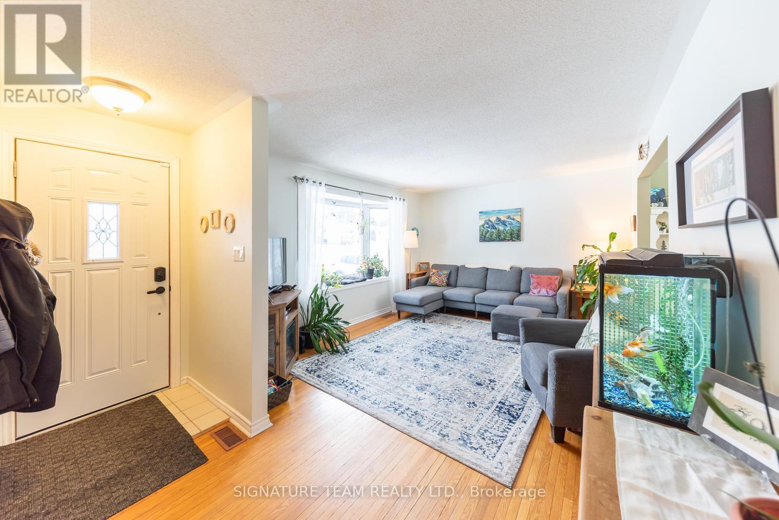 102 Hemlock Street, Petawawa, Ontario  K8H 3C2 - Photo 12 - X12893154