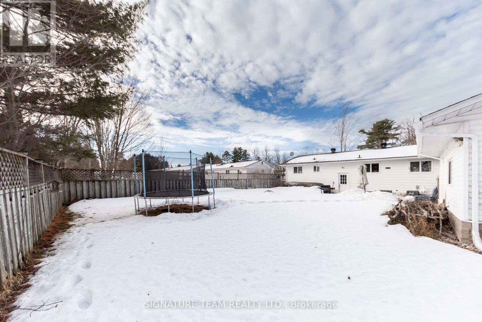 102 Hemlock Street, Petawawa, Ontario  K8H 3C2 - Photo 7 - X12893154
