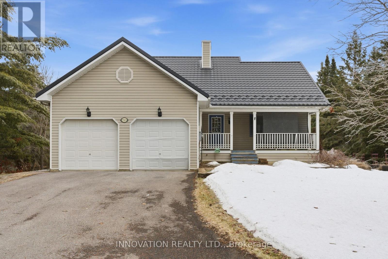 723 Country Street, Mississippi Mills, Ontario  K0A 1A0 - Photo 2 - X12892974