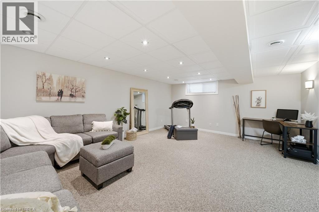 309 Featherstone Crescent, Kitchener, Ontario  N2R 1Z4 - Photo 25 - 40811189